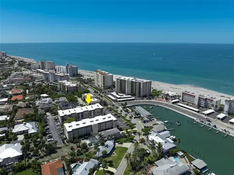 995 Laguna Dr #103, Venice, FL 34285