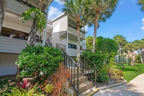 1555 Tarpon Center Dr #156, Venice, FL 34285