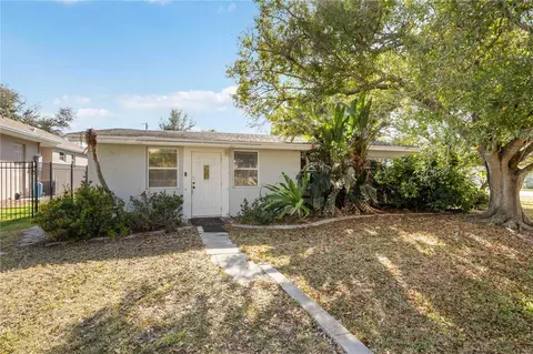 300 Field Ave E, Venice, FL 34285