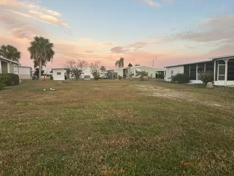 529 Parkwood Ave, North Port, FL 34287
