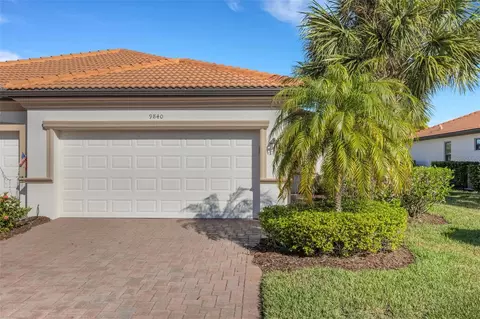 9840 Haze Dr, Venice, FL 34292