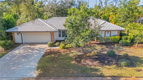 209 Woodland Dr, Englewood, FL 34223