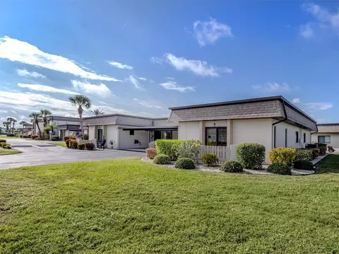 1704 Lakeside Dr #1708B, Venice, FL 34293