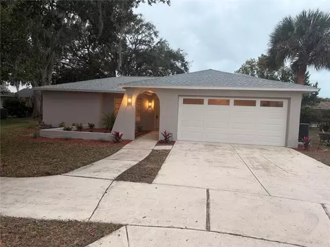 10705 Tonapa Loop, Port Richey, FL 34668