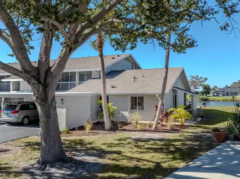 1310 Pine Lake Dr #10, Venice, FL 34285