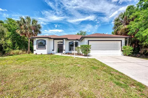 3907 Dominic St, North Port, FL 34288