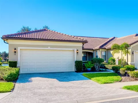 11127 Campazzo Dr, Venice, FL 34292
