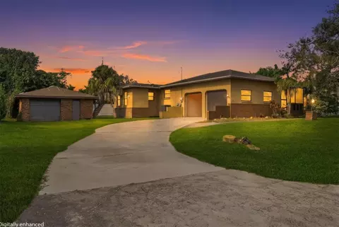 1356 Yacht Club Dr, Venice, FL 34293