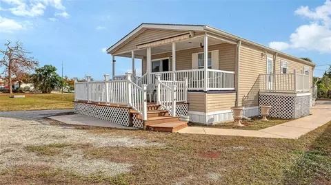 11 Erskine Dr, Venice, FL 34285