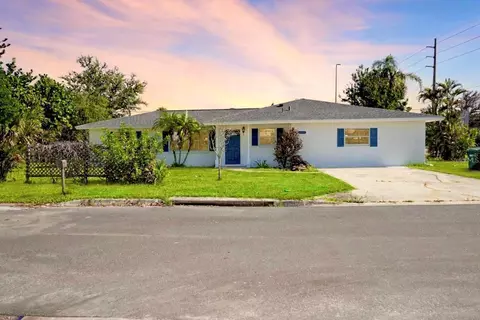 1796 Florence Ave, Englewood, FL 34223