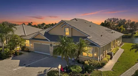 9742 Hawk Nest Ln, North Port, FL 34287