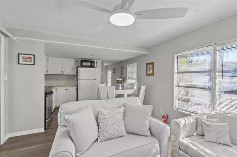 426 Hatchett Creek Rd, Venice, FL 34285 photo 8