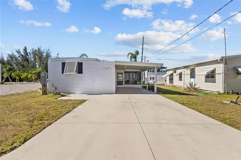 426 Hatchett Creek Rd, Venice, FL 34285 photo 2