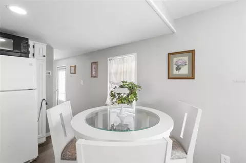 426 Hatchett Creek Rd, Venice, FL 34285 photo 9
