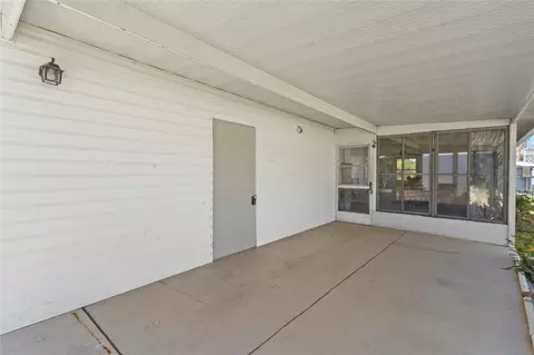 426 Hatchett Creek Rd, Venice, FL 34285 photo 3