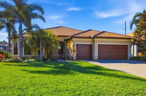 13897 Umbria St, Venice, FL 34293