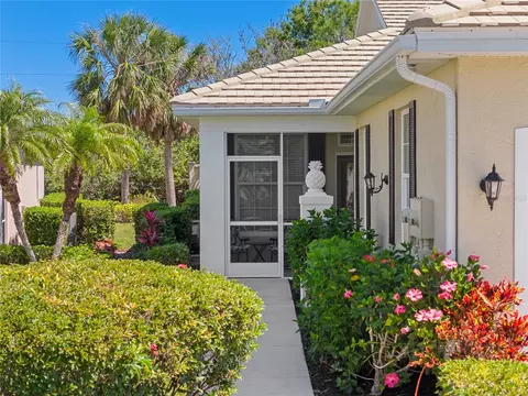 1567 Monarch Dr, Venice, FL 34293