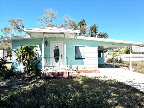 933 Myrtle Ave, Venice, FL 34285