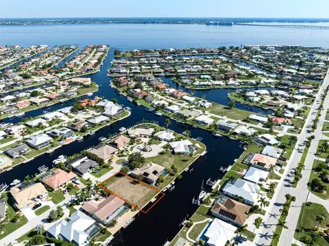 2449 Sierra Ln, Punta Gorda, FL 33950