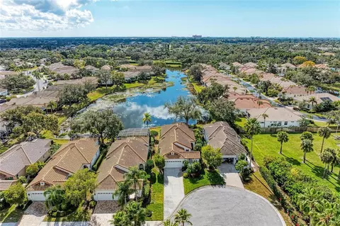 3907 Alamanda Dr, Sarasota, FL 34238