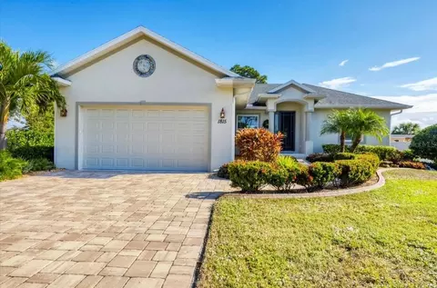 1815 Neptune Dr, Englewood, FL 34223