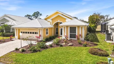 304 Bermuda Ct #14, Venice, FL 34293