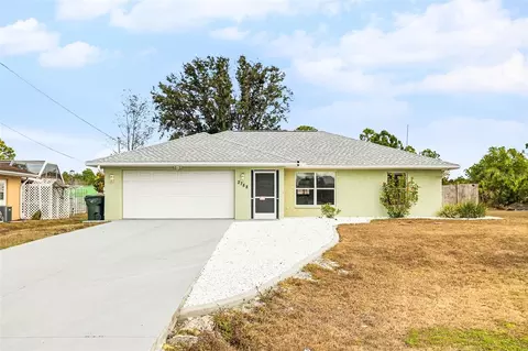 2788 N Biscayne Dr, North Port, FL 34291