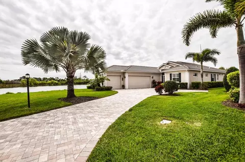 1580 Lancashire Dr, Venice, FL 34293