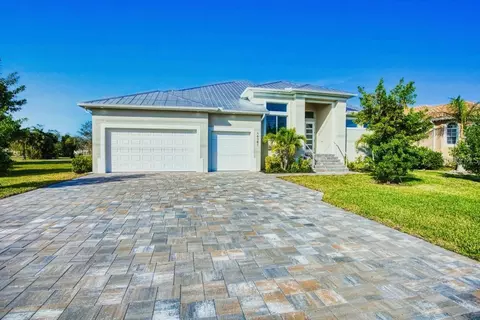 16381 Cape Horn Blvd, Punta Gorda, FL 33955