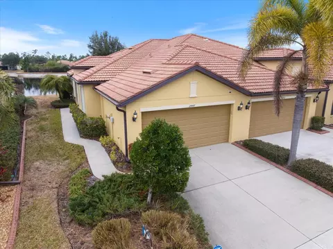 2447 Daisy Dr, North Port, FL 34289