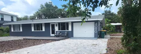 4090 Pelican Shores Cir, Englewood, FL 34223