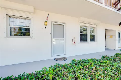 1 Quails Run Blvd #2, Englewood, FL 34223