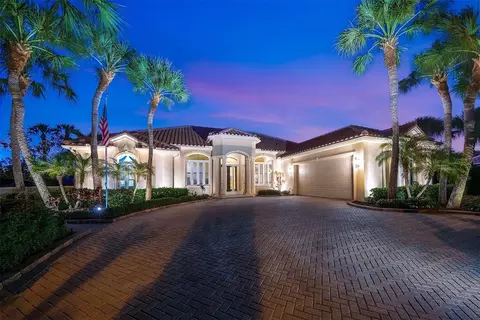 6 Saint Martin Cir, Englewood, FL 34223