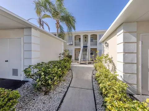 435 Cerromar Ln #326, Venice, FL 34293
