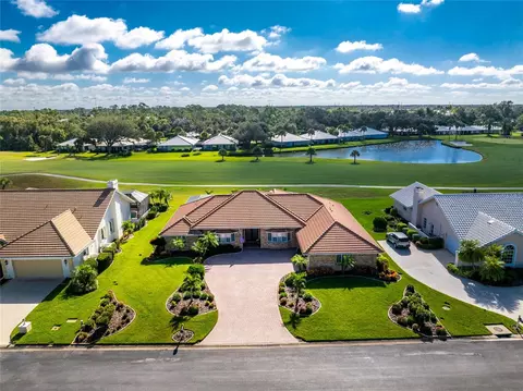 810 Carnoustie Dr, Venice, FL 34293