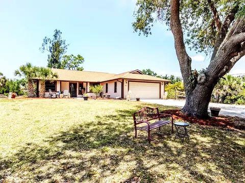 2331 Mission Valley Blvd, Nokomis, FL 34275