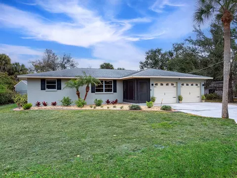 1216 Sunset Ave, Nokomis, FL 34275