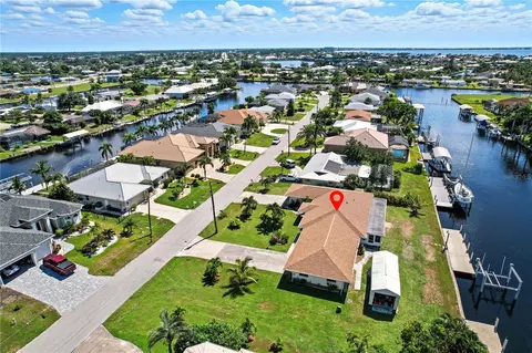 133 Peckham St SE, Port Charlotte, FL 33952