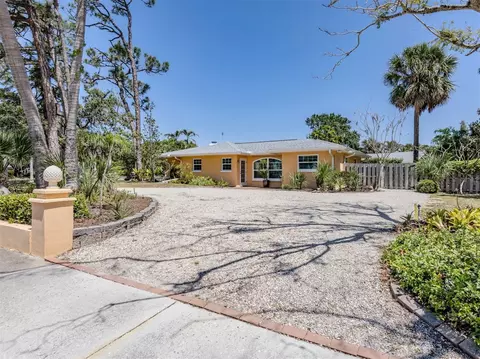 337 Harbor Dr S, Venice, FL 34285