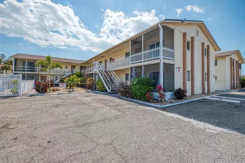 320 Base Ave E #224, Venice, FL 34285