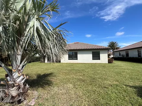 Exterior - 20675 Romagna Pl, Venice, FL 34293 photo 3 of 7