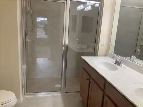 Bath - 20675 Romagna Pl, Venice, FL 34293 photo 3 of 4