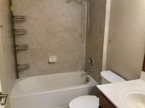 Bath - 20675 Romagna Pl, Venice, FL 34293 photo 4 of 4
