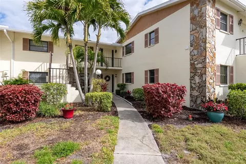 5400 34th St W #1B, Bradenton, FL 34210