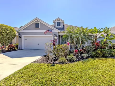 7412 Ridgelake Cir, Bradenton, FL 34203