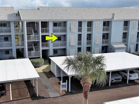 408 Cerromar Cir S #233, Venice, FL 34293