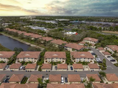 4433 Corso Venetia Blvd #B18, Venice, FL 34293