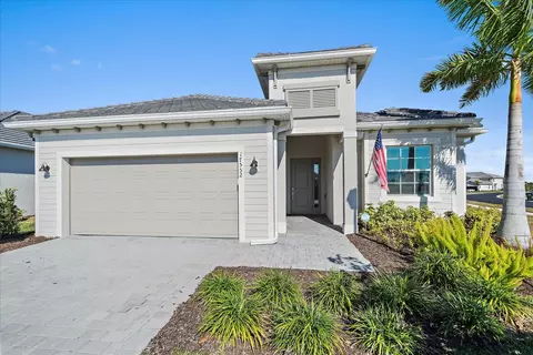17552 Santorini Ct, Venice, FL 34293