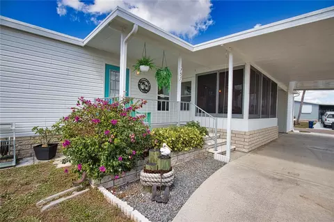 757 Lakeside Dr, North Port, FL 34287