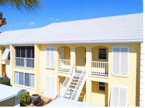 410 Cerromar Cir S #242, Venice, FL 34293